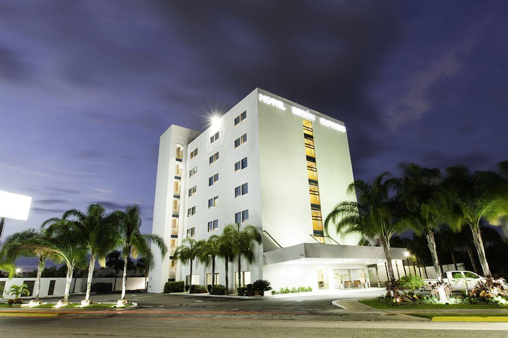 Mision Express Monterrey Aeropuerto La Fe Hotel Apodaca Luaran gambar